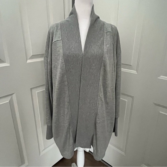 Tahari Sport Sweaters - Tahari Sport Women Open Front Long Cardigan Sweater Gray Knit Size XL Thumbholes